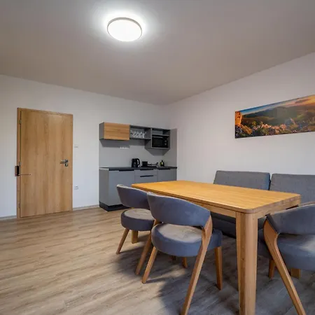Penzión pre hostí Dovalovec Boutique Wellness And Krivan View 4*